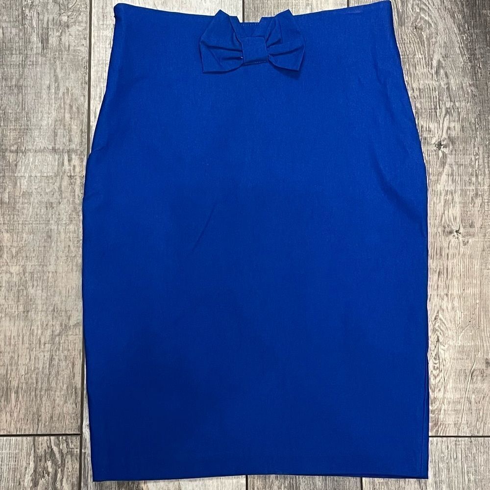 NWT Color Swatch Boardroom Blue Pencil Skirt Size Medium
